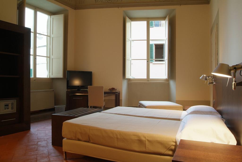 Dimora Storica Palazzo Puccini Bed & Breakfast ปิสโตยา ห้อง รูปภาพ