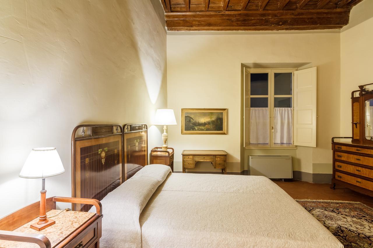 Dimora Storica Palazzo Puccini Bed & Breakfast ปิสโตยา ภายนอก รูปภาพ