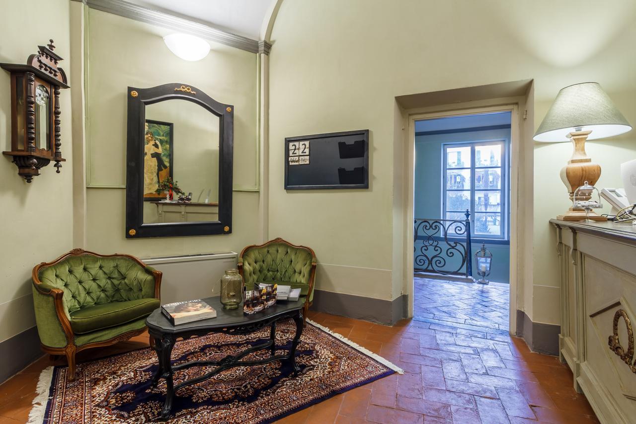 Dimora Storica Palazzo Puccini Bed & Breakfast ปิสโตยา ภายนอก รูปภาพ