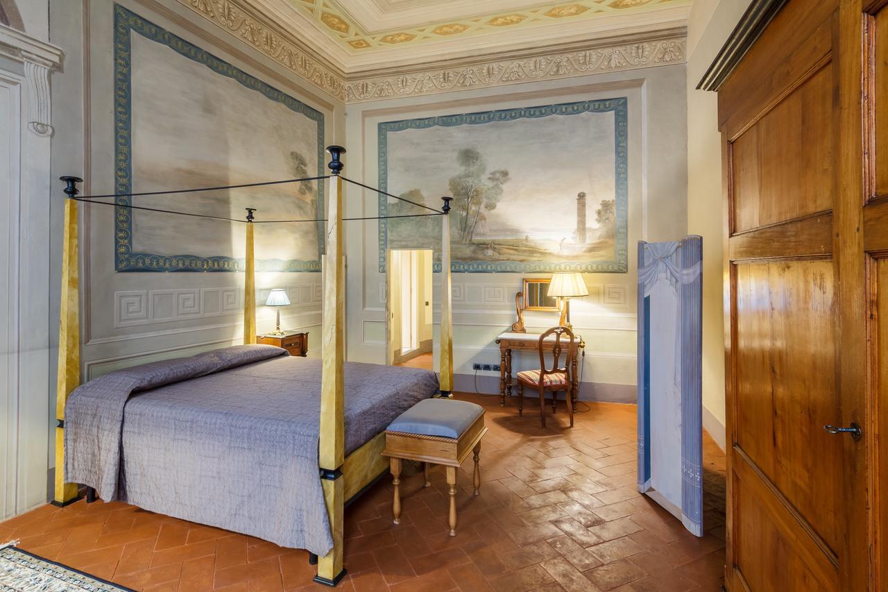 Dimora Storica Palazzo Puccini Bed & Breakfast ปิสโตยา ภายนอก รูปภาพ