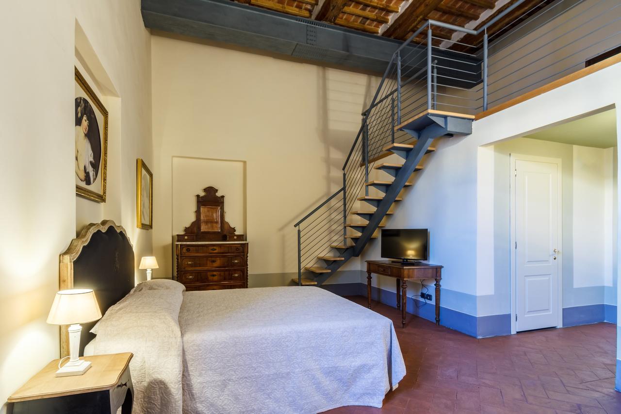 Dimora Storica Palazzo Puccini Bed & Breakfast ปิสโตยา ภายนอก รูปภาพ