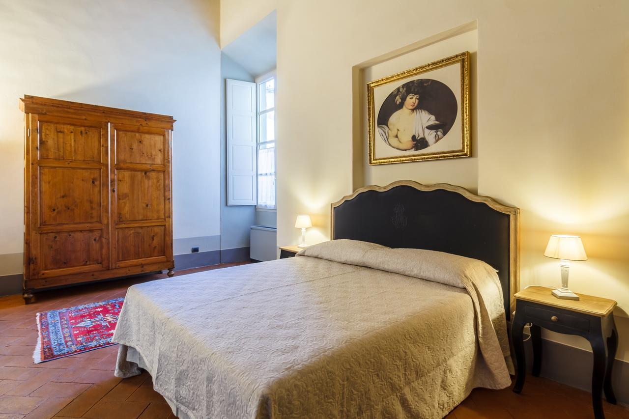 Dimora Storica Palazzo Puccini Bed & Breakfast ปิสโตยา ภายนอก รูปภาพ