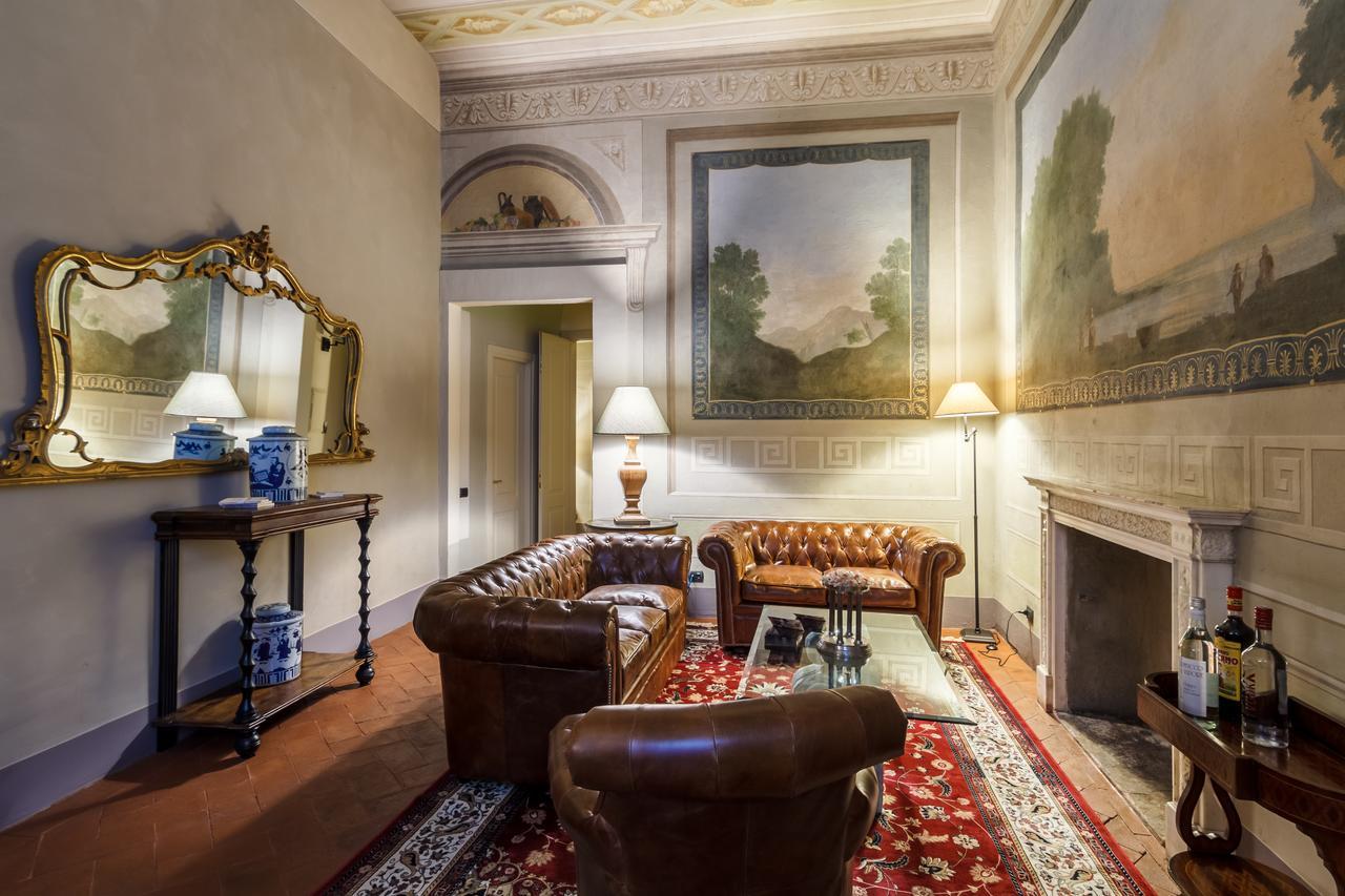 Dimora Storica Palazzo Puccini Bed & Breakfast ปิสโตยา ภายนอก รูปภาพ