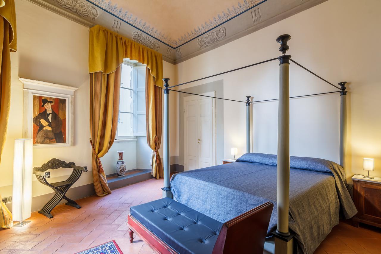 Dimora Storica Palazzo Puccini Bed & Breakfast ปิสโตยา ภายนอก รูปภาพ