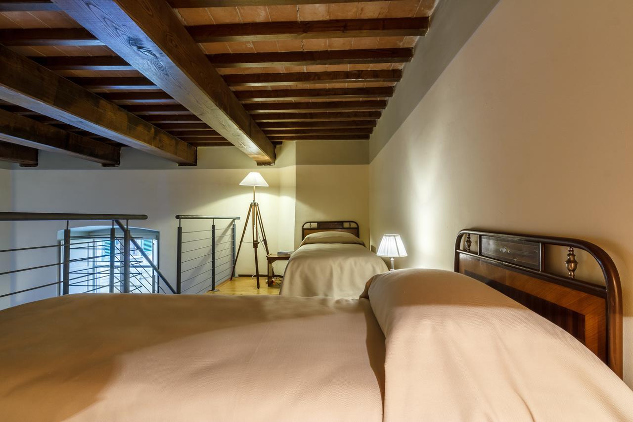 Dimora Storica Palazzo Puccini Bed & Breakfast ปิสโตยา ภายนอก รูปภาพ